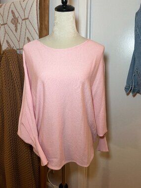 Kerisma NWOT Batwing Sleeve Top — Blush Pink, Size M/L